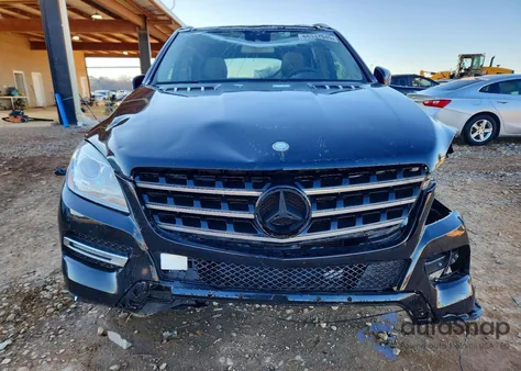 2015 Mercedes-Benz Ml 350 4Matic z USA, uszkodzony, nr VIN 4JGDA5HB1FA607962